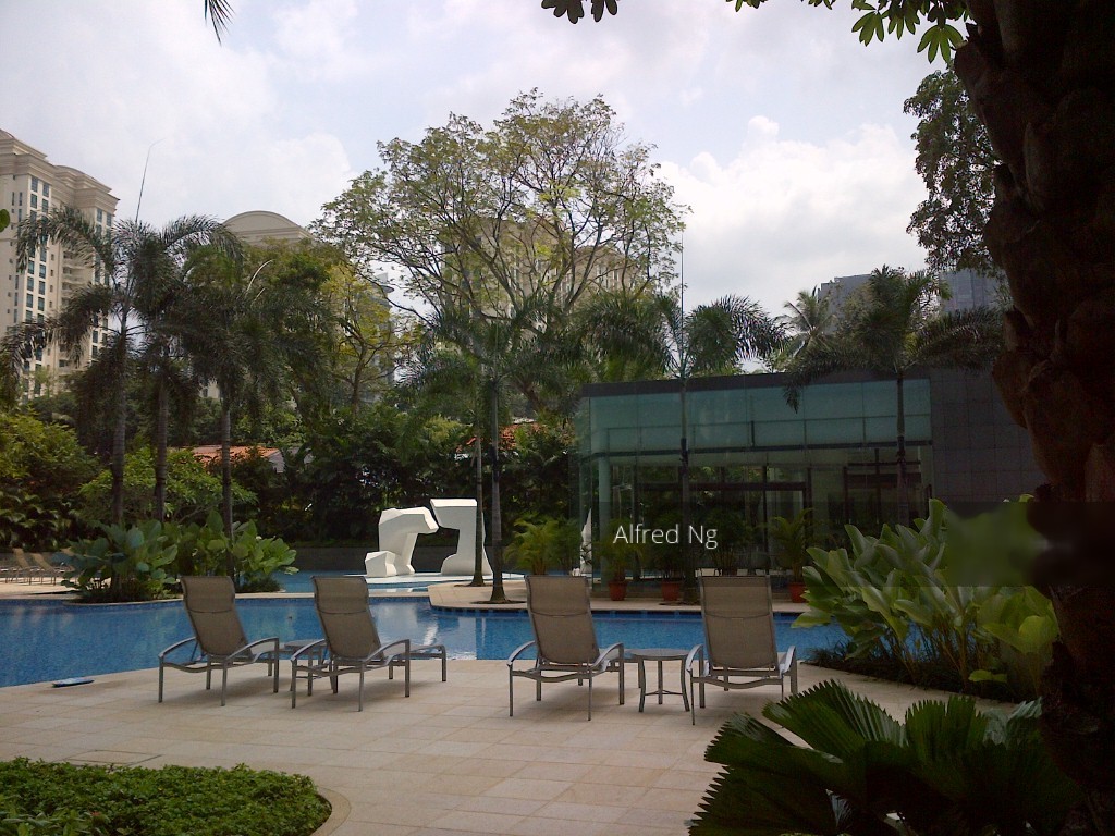 Latitude (D10), Condominium #129861962